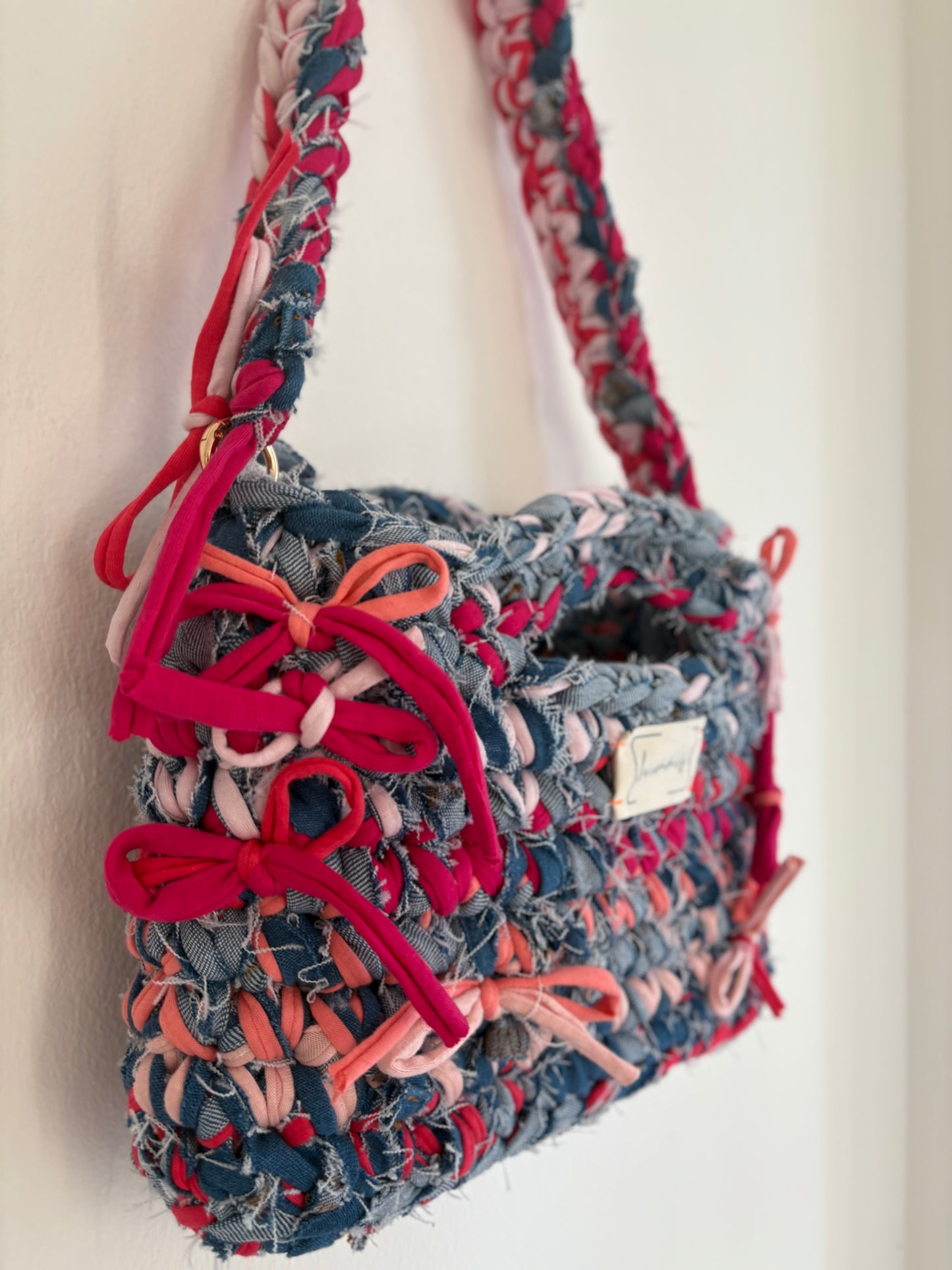 Crochet Bag ,LINE‘ • Häkeltasche • Jeans • Pink mix