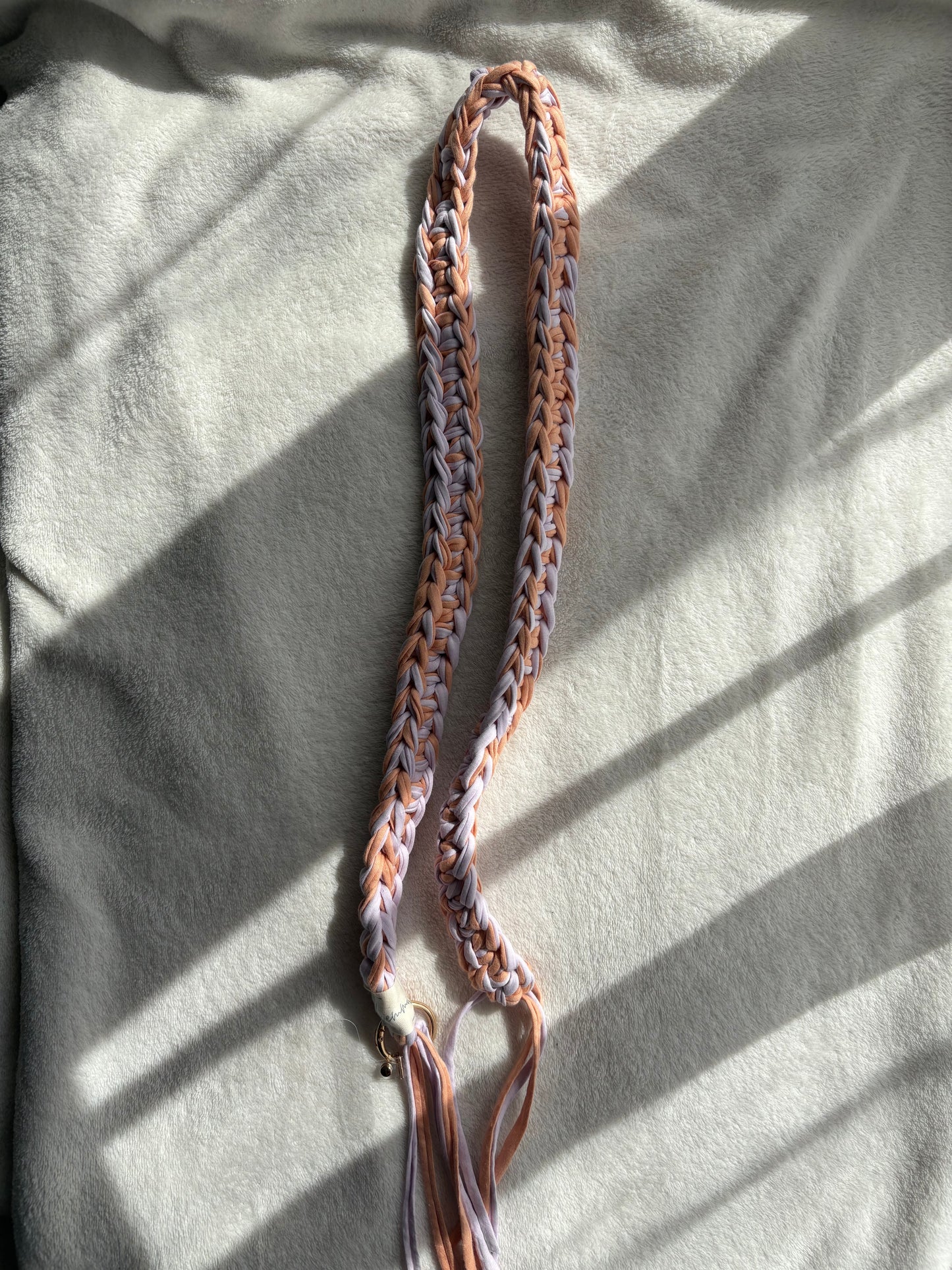 Crochet Handykette • Pfirsich/Lila • inkl. Karabiner