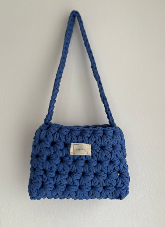 Crochet Bag ,DAISY‘ • Häkeltasche  • Blumen • Blau