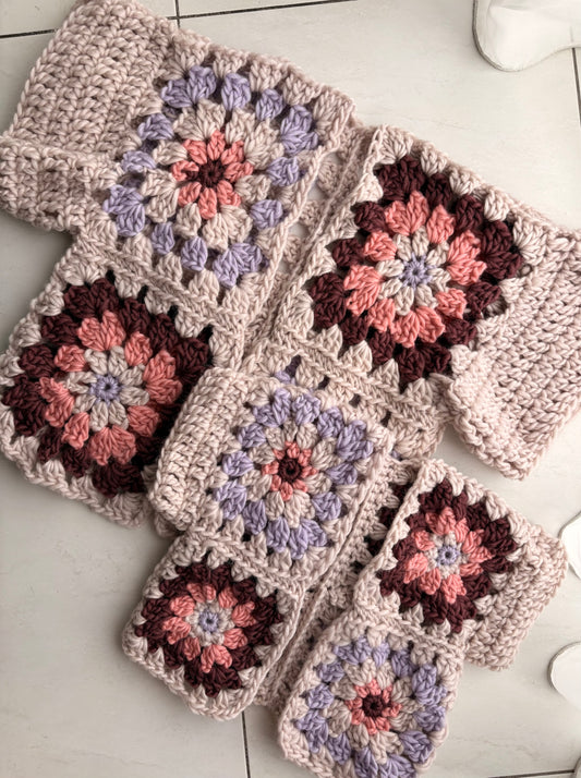 PRE ORDER Crochet Weste ‚LIA‘ Beige