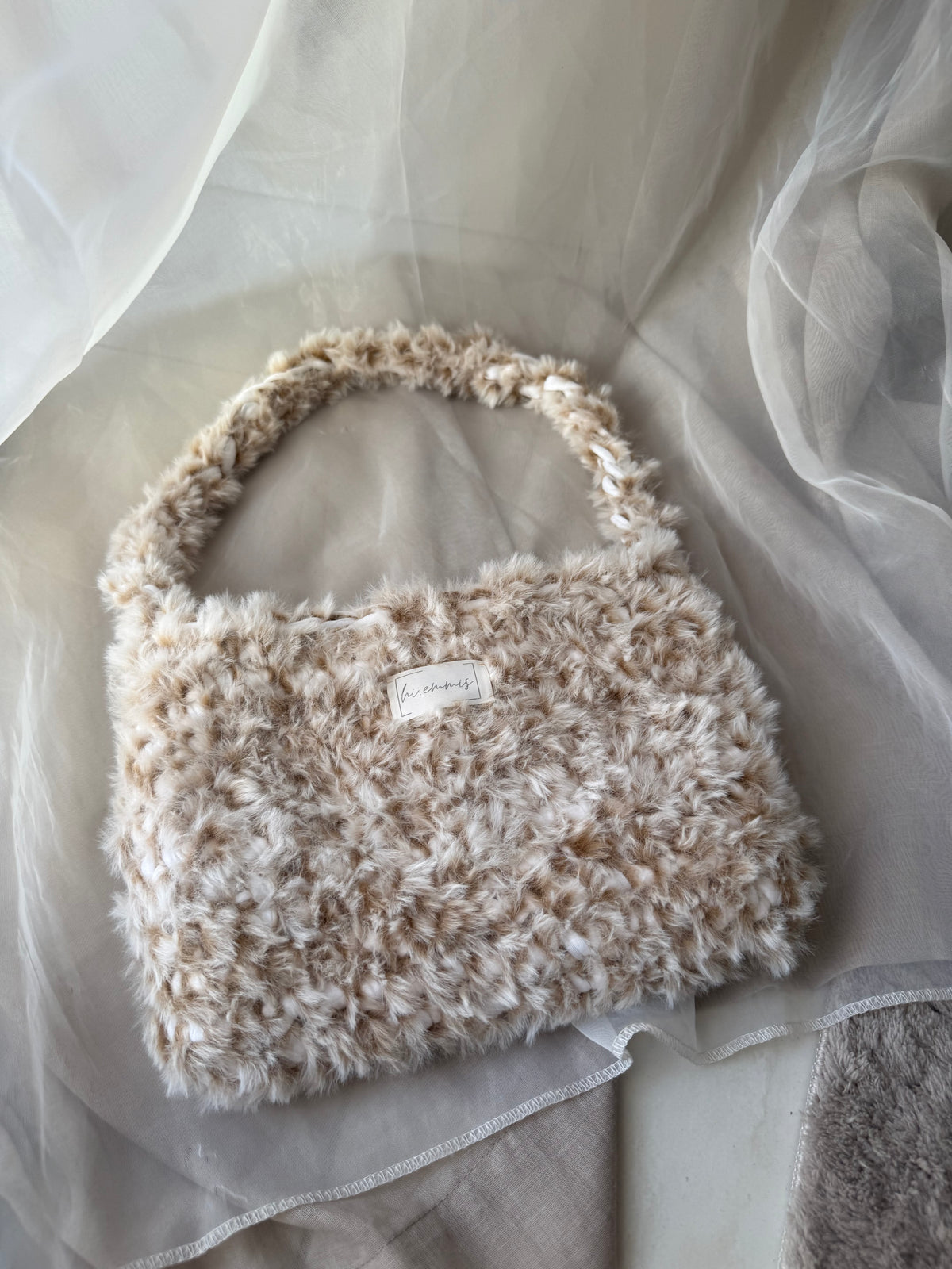 Crochet Bag ,ROMI‘ • Häkeltasche • Beige Plüsch