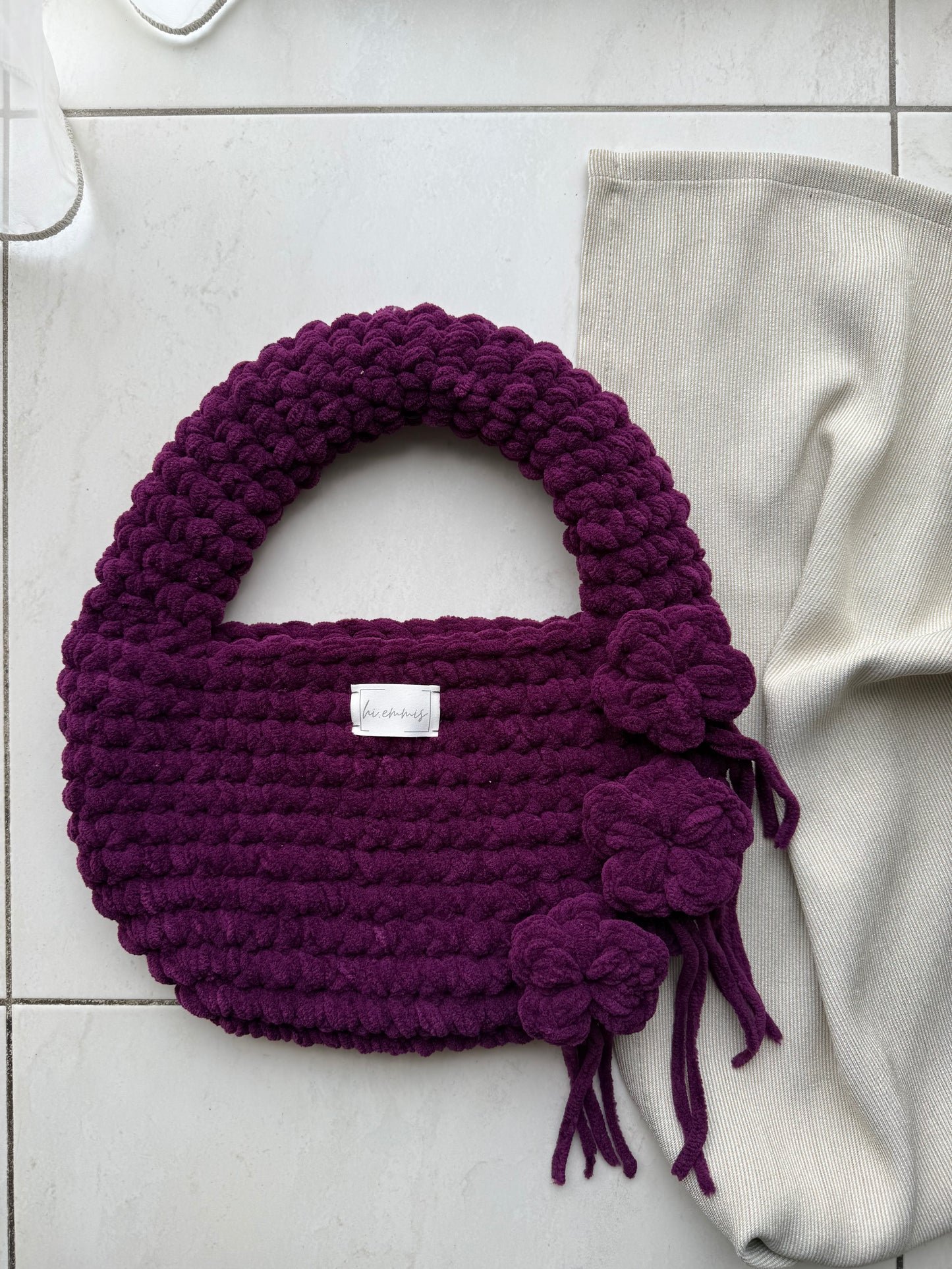 Crochet Bag ,EMMA‘ • Häkeltasche • Klein • Lila Plüsch