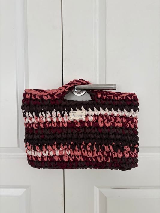Crochet Bag ,LINE‘ • Häkeltasche • Bordeaux Braun• Mix