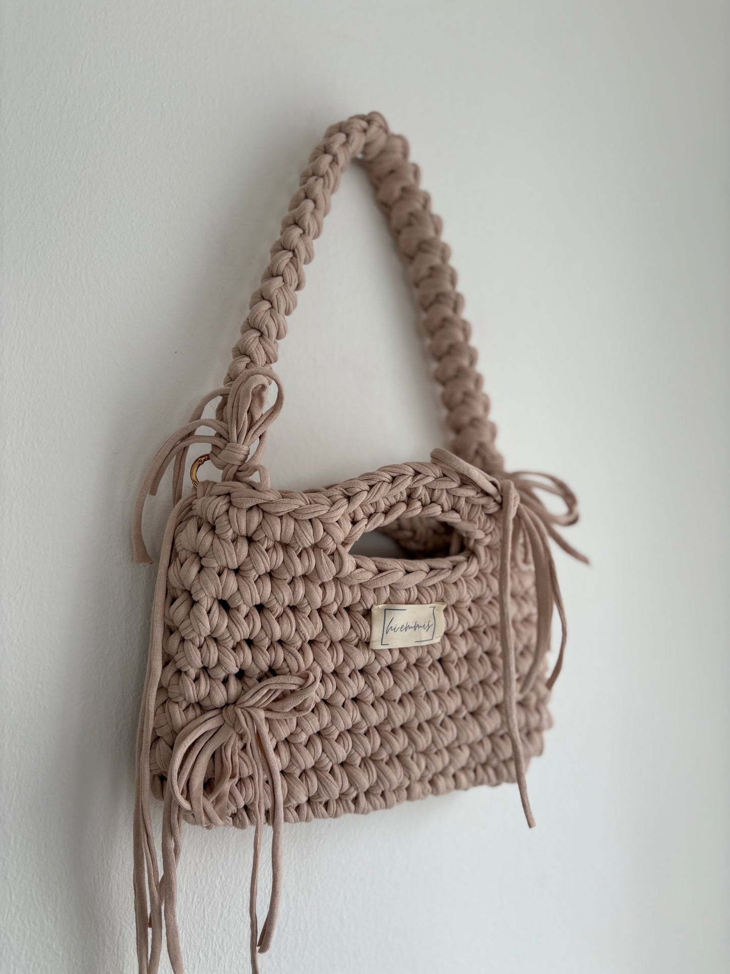 Crochet Bag ,LINE‘ • Häkeltasche • Schleifen • Beige
