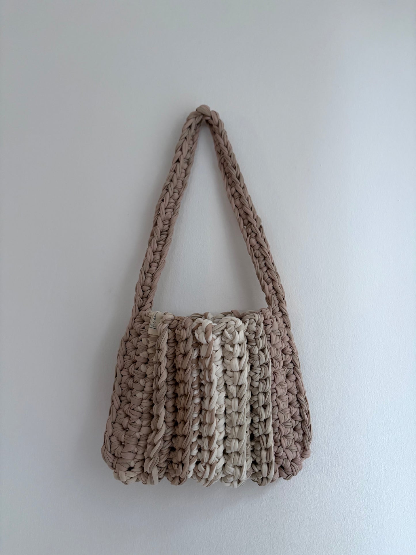 Crochet Bag ,APRIL‘ • Häkeltasche • Beige mix • Size S