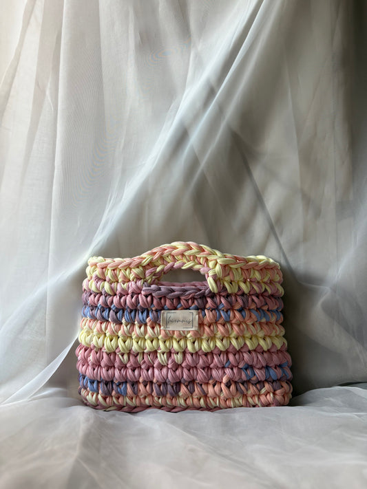 Crochet Bag ,LINE‘ • Häkeltasche •Pastell• Frühling