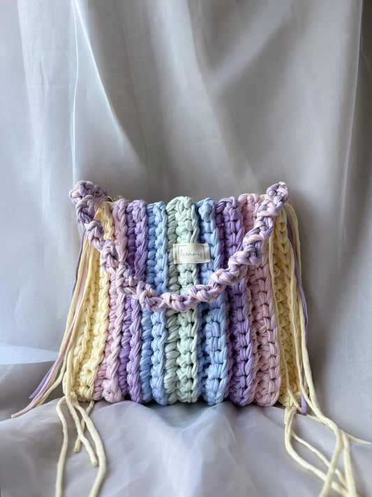 Crochet Bag ,APRIL‘ • Häkeltasche • Pastell Fransen